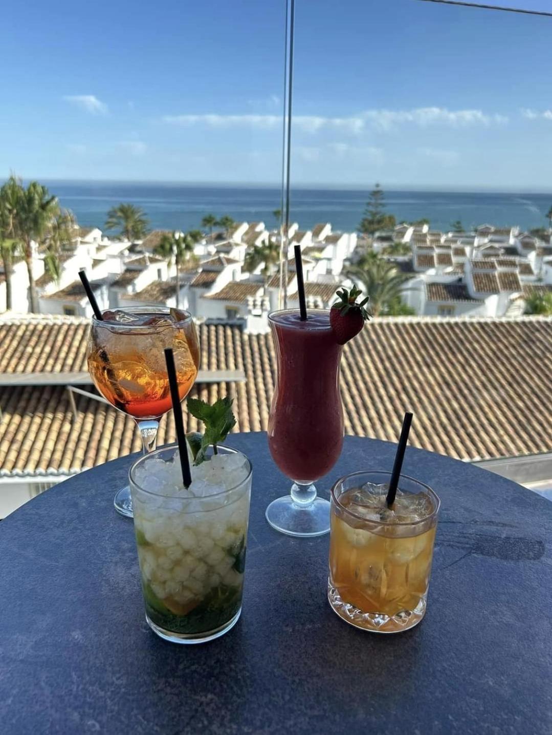 The Orange House Boutique Hotel And Upstairs Rooftop Bar Center Of La Cala De Mijas 100M From The Beach Экстерьер фото